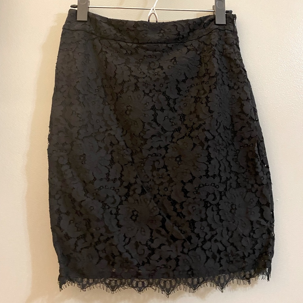 Black Lace High Waisted Mini Skirt *NWT*